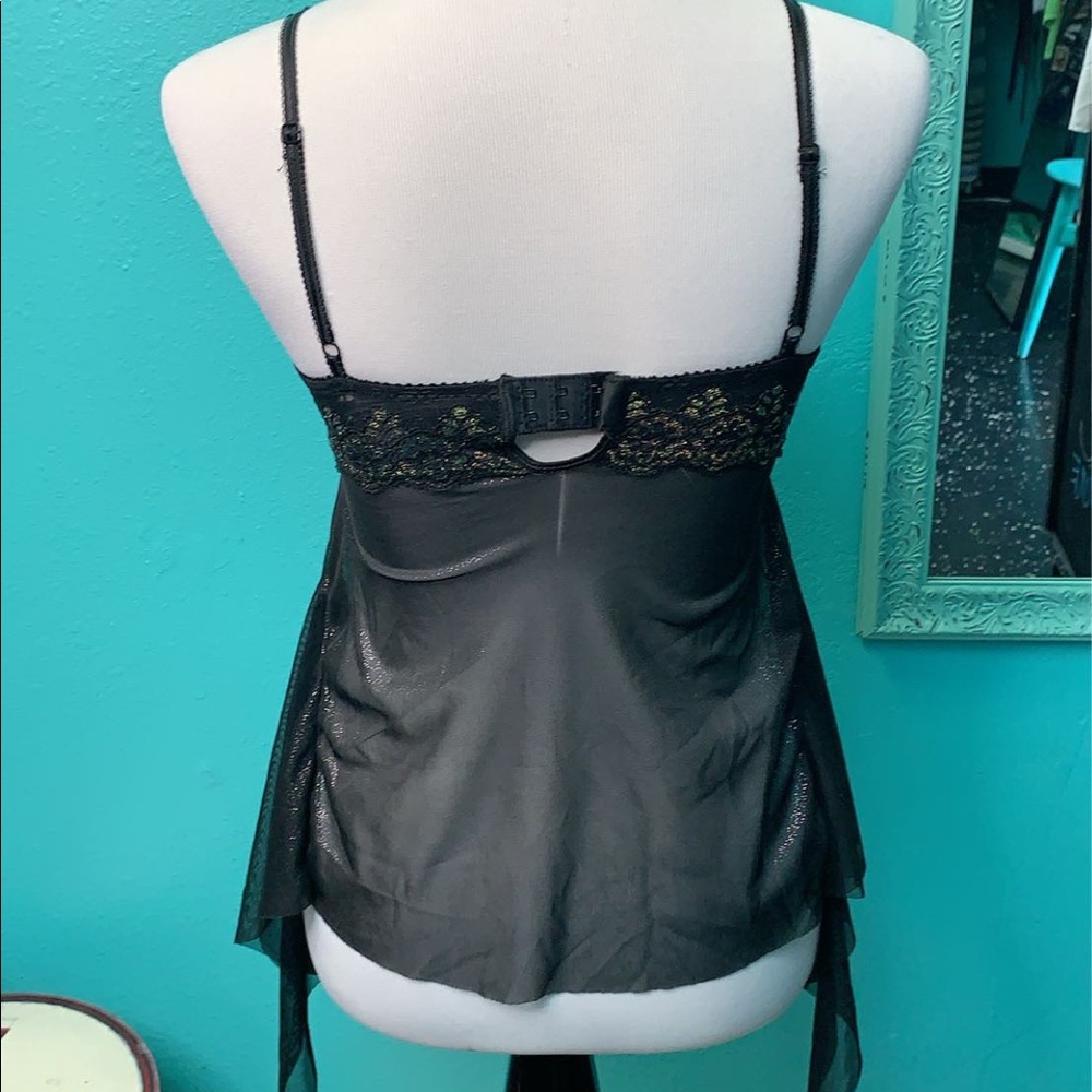 Lingerie - Picture 3 of 3